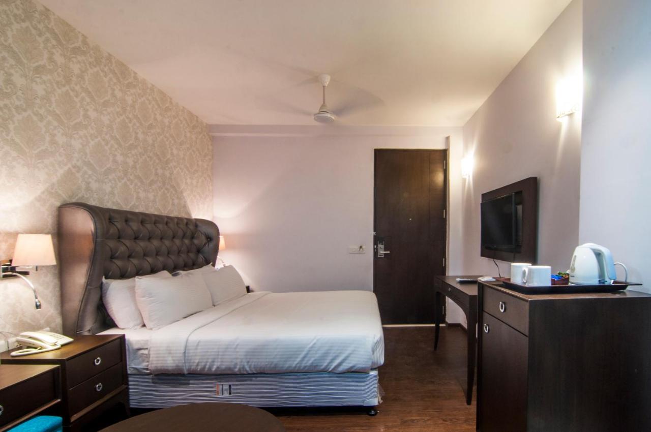 Jalsa Hotel & Banquets,Indaur Exteriér fotografie
