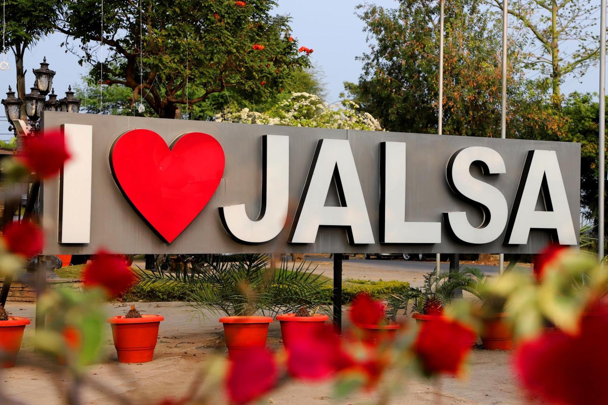Jalsa Hotel & Banquets,Indaur Exteriér fotografie