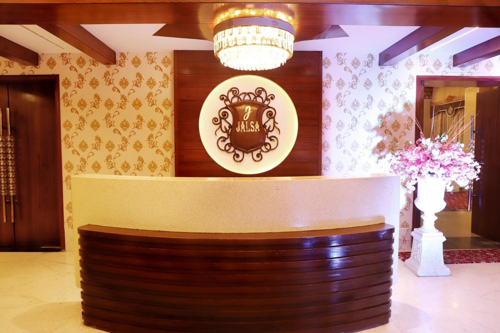 Jalsa Hotel & Banquets,Indaur Exteriér fotografie